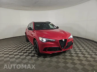 2022 Alfa Romeo Stelvio Quadrifoglio - miniatura 3