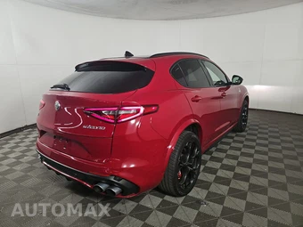 2022 Alfa Romeo Stelvio Quadrifoglio - miniatura 4