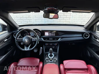 2022 Alfa Romeo Stelvio Sprint – miniatura 10
