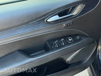 2022 Alfa Romeo Stelvio Sprint – miniatura 24