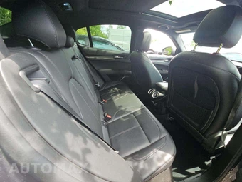 2022 Alfa Romeo Stelvio Ti – miniatura 16