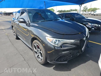 2022 Alfa Romeo Stelvio Veloce – miniatura 3