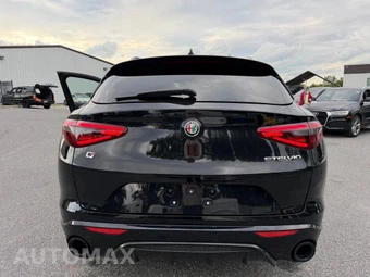 2022 Alfa Romeo Stelvio Veloce - miniatura 12