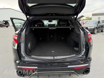 2022 Alfa Romeo Stelvio Veloce - miniatura 13