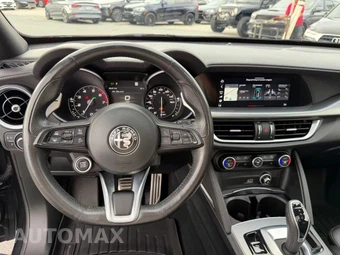 2022 Alfa Romeo Stelvio Veloce - miniatura 20