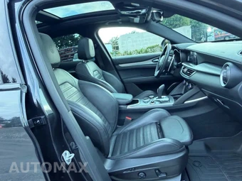 2022 Alfa Romeo Stelvio Veloce - miniatura 36