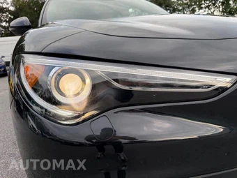 2022 Alfa Romeo Stelvio Veloce - miniatura 4