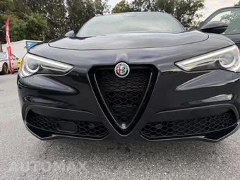 2022 Alfa Romeo Stelvio Veloce - miniatura 5