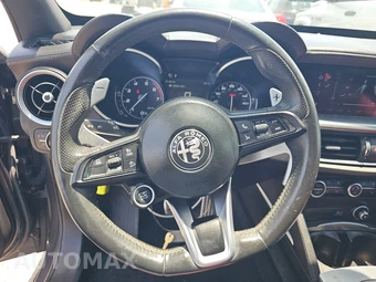 2022 Alfa Romeo Stelvio Veloce - miniatura 10