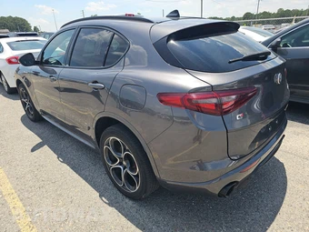2022 Alfa Romeo Stelvio Veloce - miniatura 6