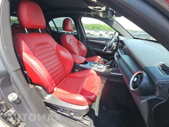 2022 Alfa Romeo Stelvio Veloce - miniatura 8
