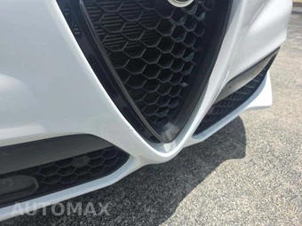 2022 Alfa Romeo Stelvio Veloce - miniatura 20