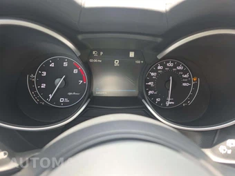 2022 Alfa Romeo Stelvio Veloce - miniatura 6