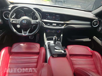 2022 Alfa Romeo Stelvio Veloce - miniatura 7