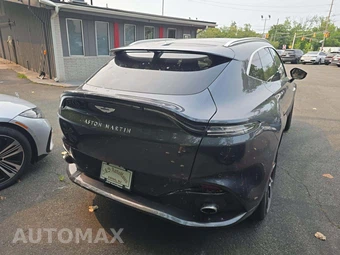 2022 Aston Martin DBX - miniatura 3