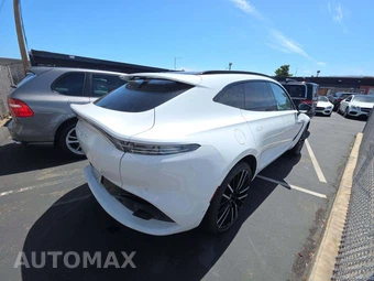 2022 Aston Martin DBX - miniatura 3