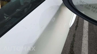 2022 Aston Martin DBX - miniatura 28