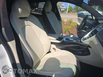 2022 Aston Martin DBX - miniatura 18