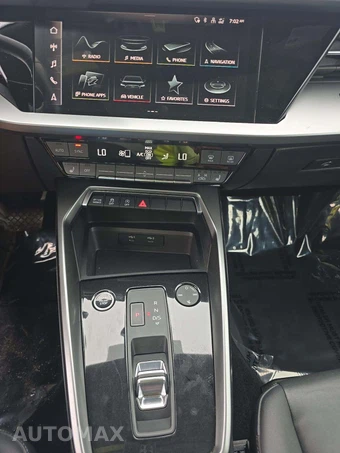 2022 Audi A3 Sedan Premium – miniatura 10