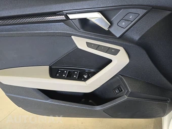 2022 Audi A3 Sedan Premium – miniatura 9