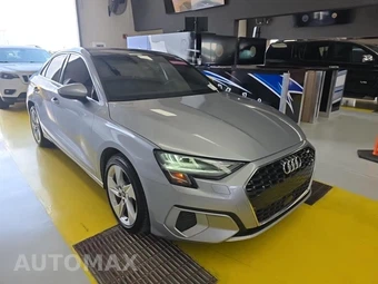 2022 Audi A3 Sedan Premium - miniatura 3