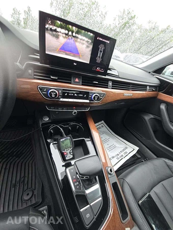 2022 Audi A4 Sedan Premium – miniatura 10