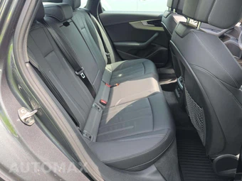 2022 Audi A4 Sedan S line Premium Plus – miniatura 16