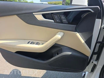 2022 Audi A4 Sedan S line Premium Plus - miniatura 30
