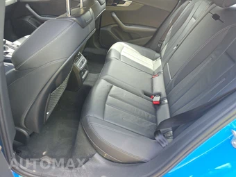 2022 Audi A4 Sedan S line Premium Plus – miniatura 13