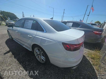 2022 Audi A4 Sedan S line Premium Plus – miniatura 2