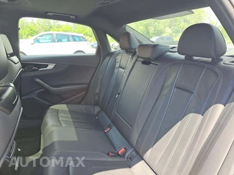 2022 Audi A4 Sedan S line Premium Plus – miniatura 10