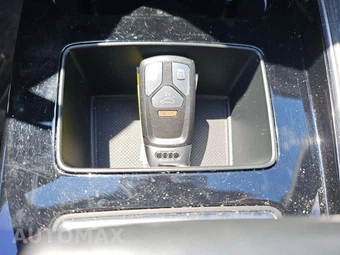2022 Audi A4 Sedan S line Premium Plus – miniatura 5