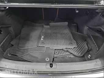 2022 Audi A4 Sedan S line Premium Plus - miniatura 13