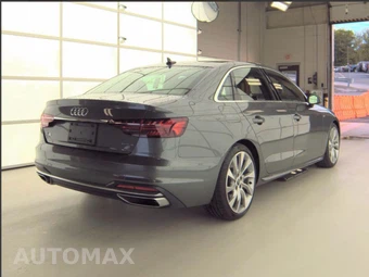 2022 Audi A4 Sedan S line Premium Plus - miniatura 2