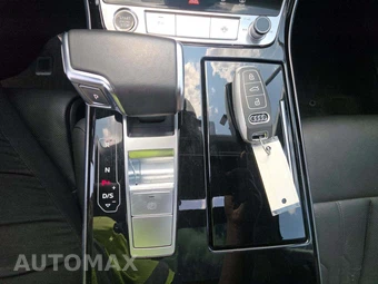 2022 Audi A8 L – miniatura 8