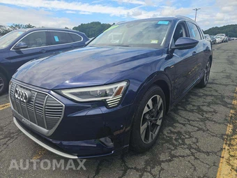 2022 Audi e-tron Premium Plus