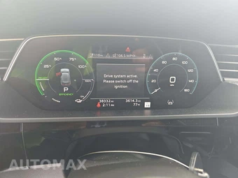 2022 Audi e-tron Premium Plus - miniatura 9