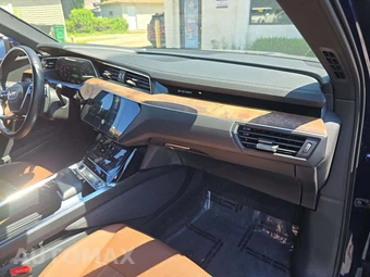 2022 Audi e-tron Premium Plus – miniatura 19