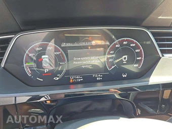 2022 Audi e-tron Premium Plus – miniatura 9