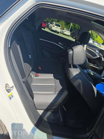 2022 Audi e-tron Sportback S line Premium Plus – miniatura 13