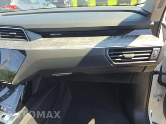 2022 Audi e-tron Sportback S line Premium Plus – miniatura 16