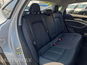2022 Audi e-tron Sportback S line Premium - miniatura 17