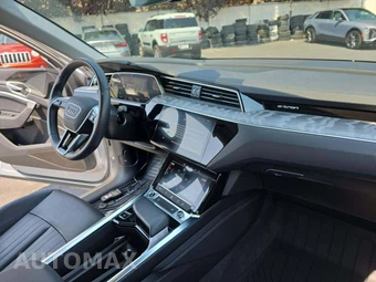 2022 Audi e-tron Sportback S line Premium - miniatura 20