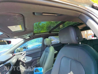 2022 Audi Q3 2.0T S line Premium Plus - miniatura 11