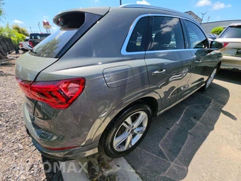2022 Audi Q3 2.0T S line Premium Plus - miniatura 3