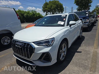 2022 Audi Q3 2.0T S line Premium Plus