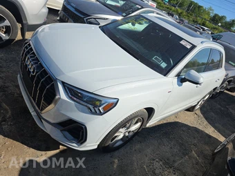 2022 Audi Q3 2.0T S line Premium Plus
