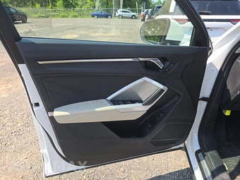 2022 Audi Q3 2.0T S line Premium – miniatura 9