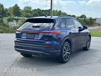 2022 Audi Q4 e-tron Premium Plus 50 - miniatura 5