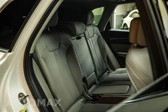 2022 Audi Q5 e Plug-In Hybrid S line Prestige - miniatura 12